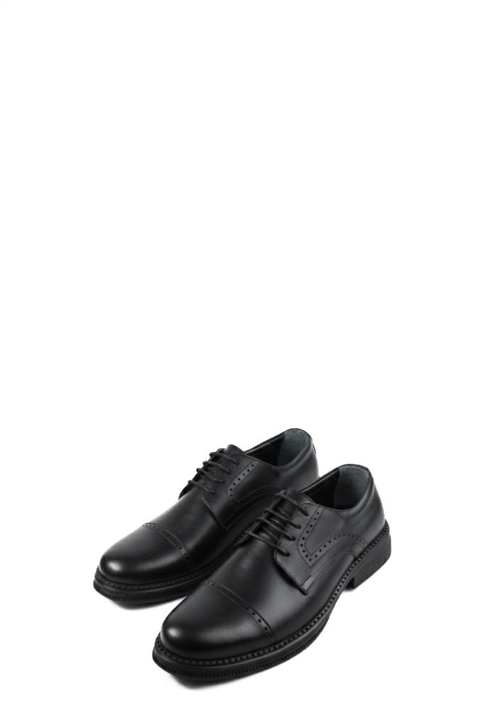 Universal classic shoes