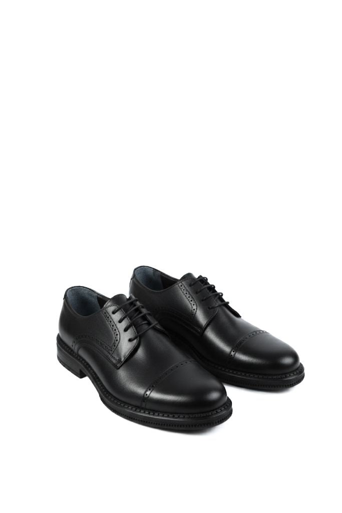 Universal classic shoes